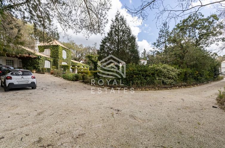 Vrijstaande woning in Milharado