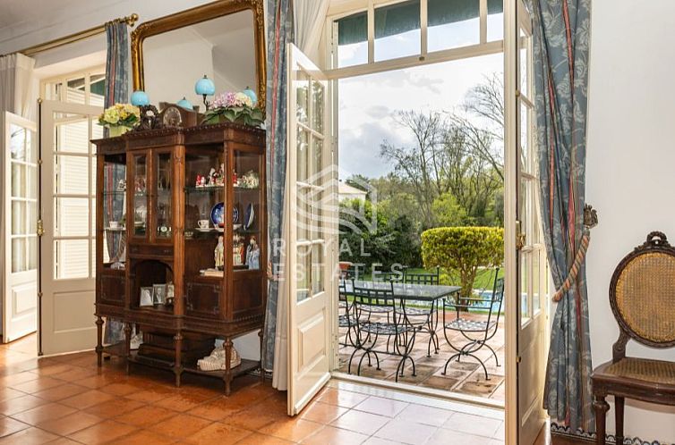 Vrijstaande woning in Milharado
