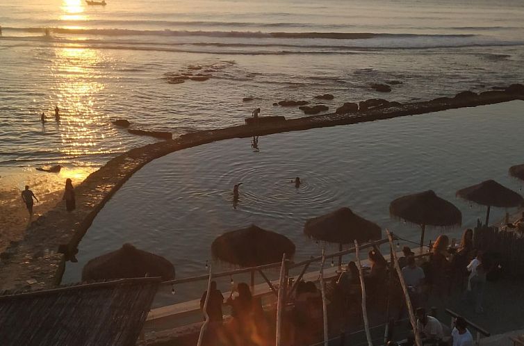 Appartement Schöne Wohnung in Azenhas Mar mit privatem Balk