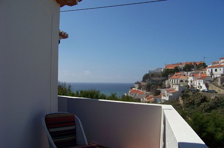 Appartement Schöne Wohnung in Azenhas Mar mit privatem Balk