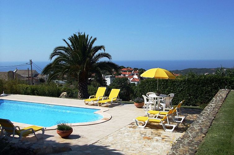 Vakantiehuis Haus in Colares mit privatem Pool