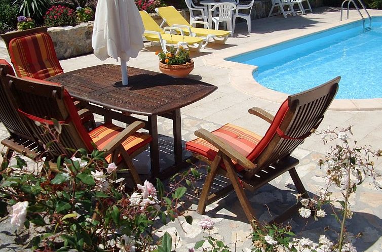 Vakantiehuis Haus in Colares mit privatem Pool