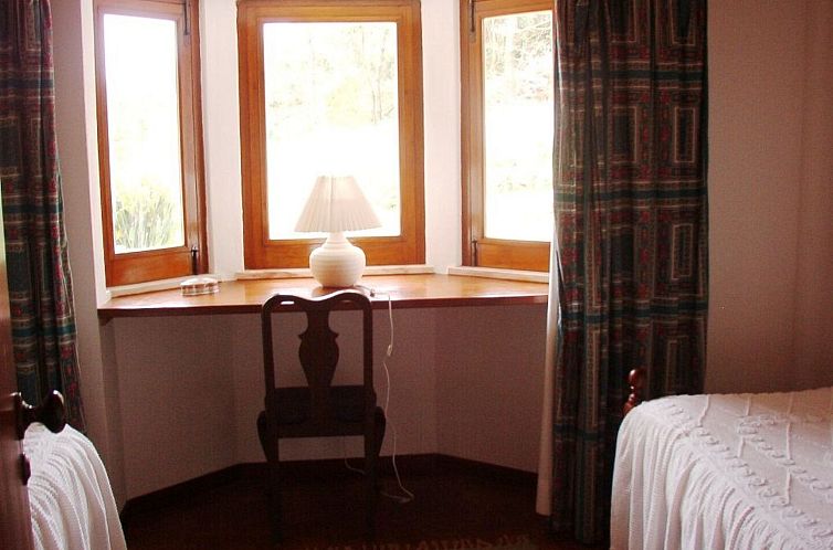 Vakantiehuis Haus in Colares mit privatem Pool