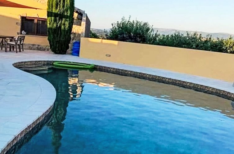 Vakantiehuis Windmill, Private Saltwater Pool