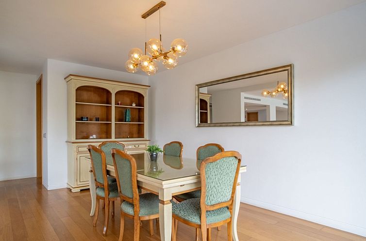 Vakantiehuis Ferienvilla "Gold Villa" mit eigenem Pool