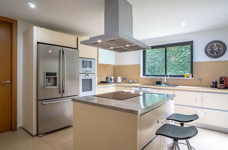 Vakantiehuis Ferienvilla "Gold Villa" mit eigenem Pool