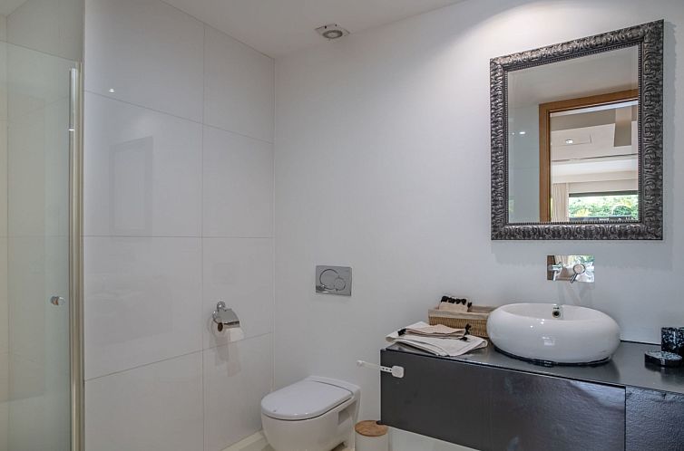 Vakantiehuis Ferienvilla "Gold Villa" mit eigenem Pool