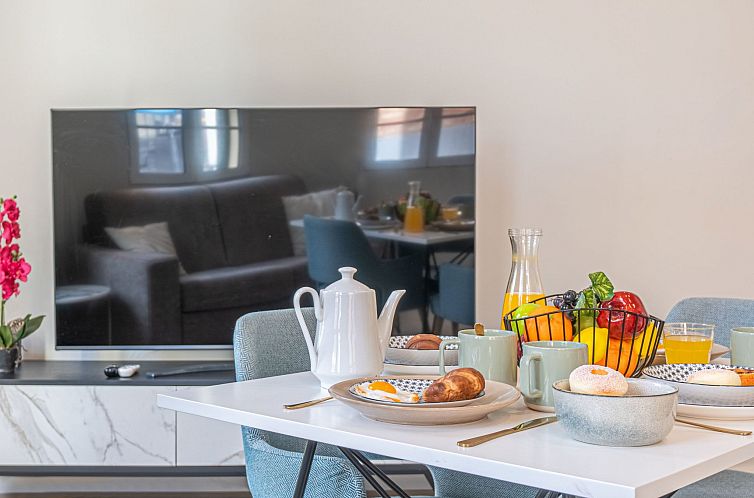 Appartement mit Balkon