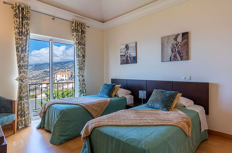 Appartement Elegante Ferienwohnung mit Gemeinschaftspool und