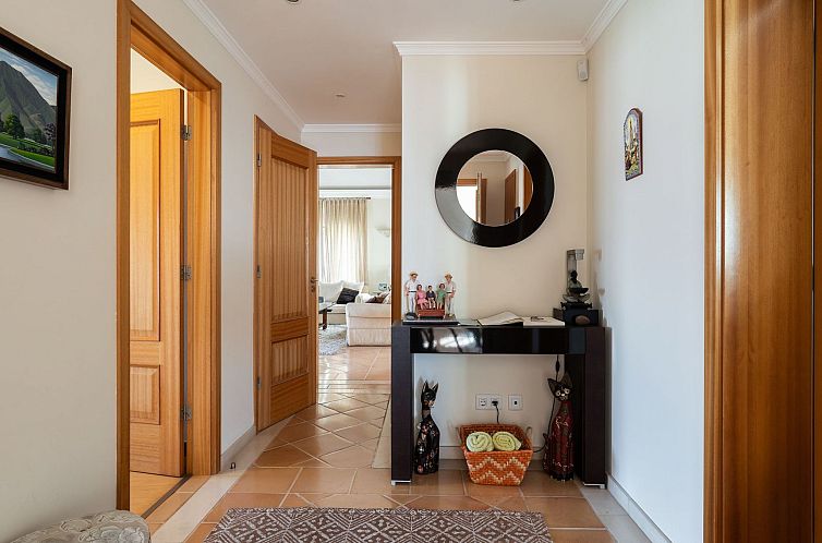 Appartement Elegante Ferienwohnung mit Gemeinschaftspool und