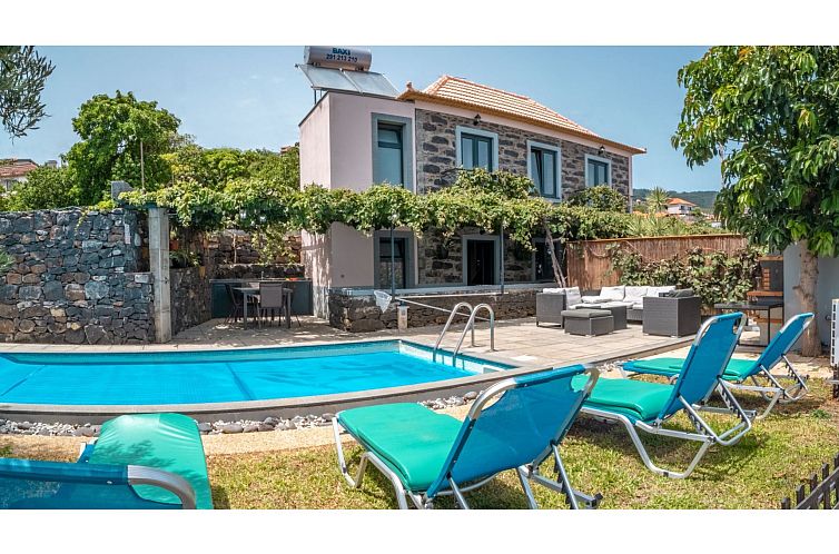 Unterkunft 1324105 - Ferienhaus Madeira - Vakantiehuis Villa mit eigenem Garten und Grill