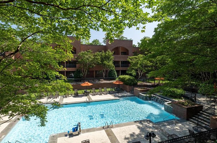 DoubleTree Suites by Hilton Charlotte/SouthPark