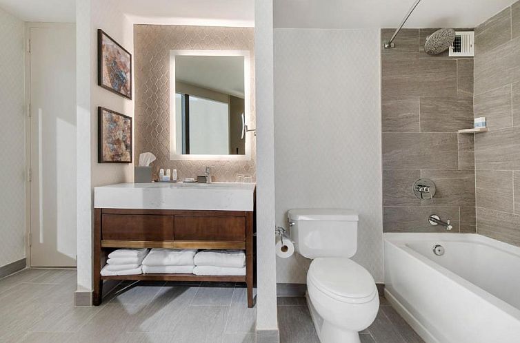 Omni Charlotte Hotel