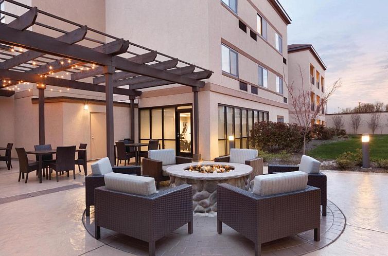 Courtyard Charlotte Airport North