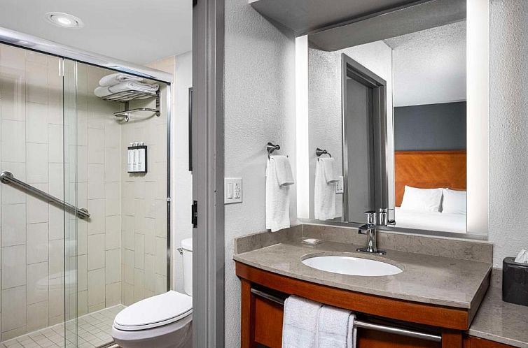 Hyatt Place Charlotte Airport/Lake Pointe