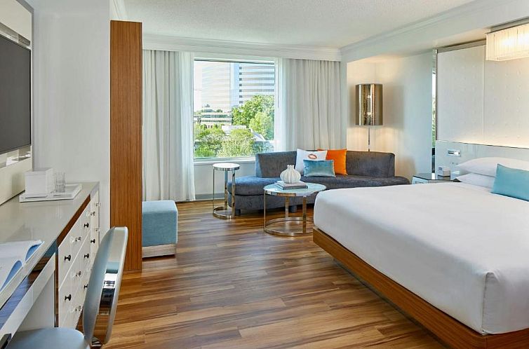 Renaissance Charlotte SouthPark Hotel