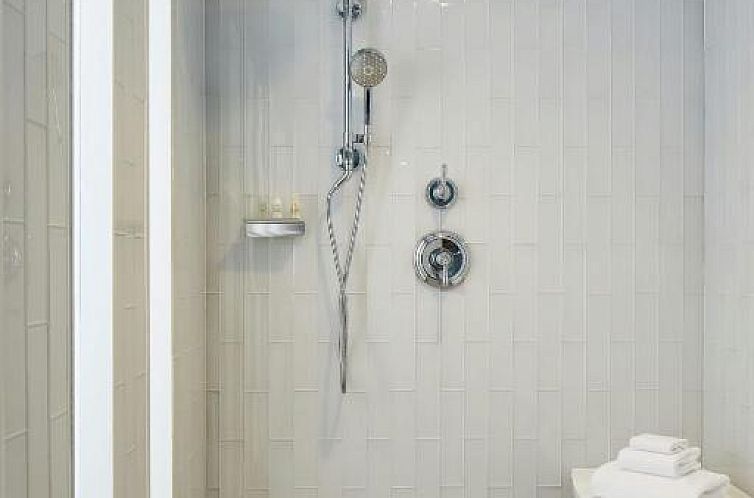 Renaissance Charlotte SouthPark Hotel