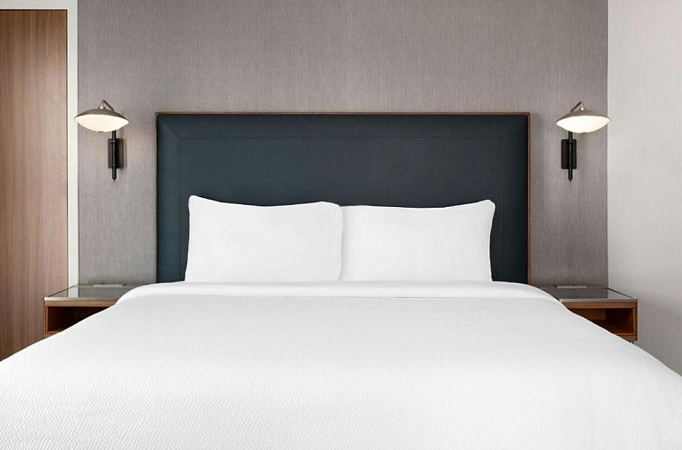 Courtyard Charlotte City Center