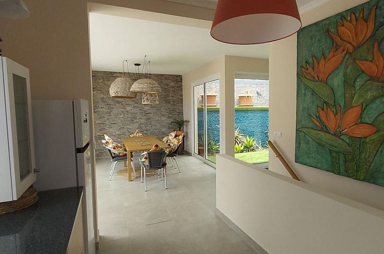 Vakantiehuis Cottage aus Stein mit Blick auf das Wasser