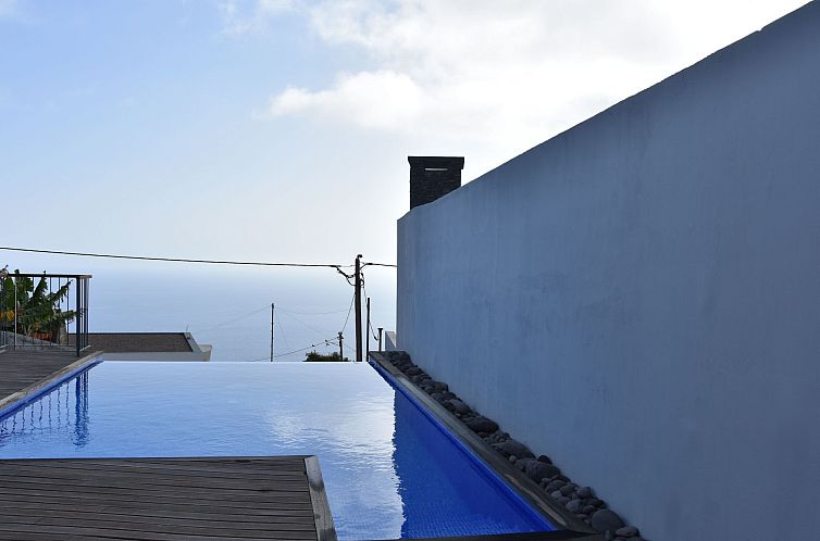 Vakantiehuis in Estreito Da Calheta mit Privatem Pool und Me