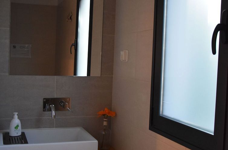 Vakantiehuis in Estreito Da Calheta mit Privatem Pool und Me
