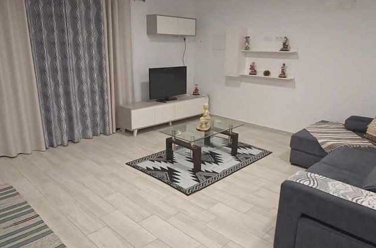 Appartement mit eigenem Pool