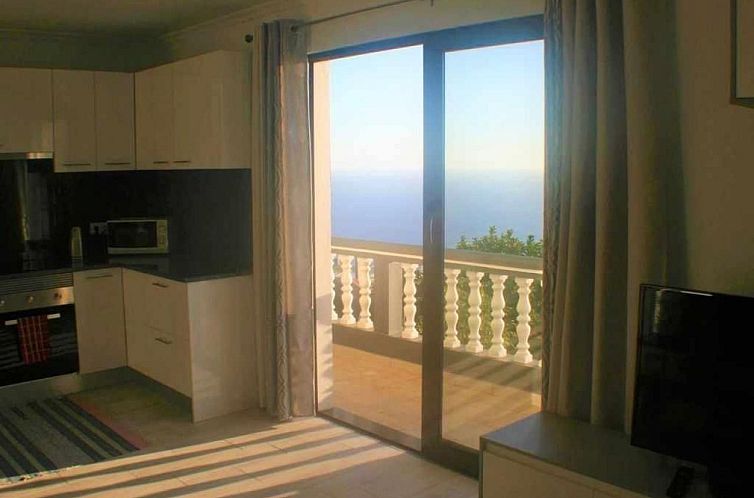 Appartement mit eigenem Pool