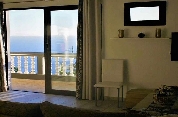 Appartement mit eigenem Pool