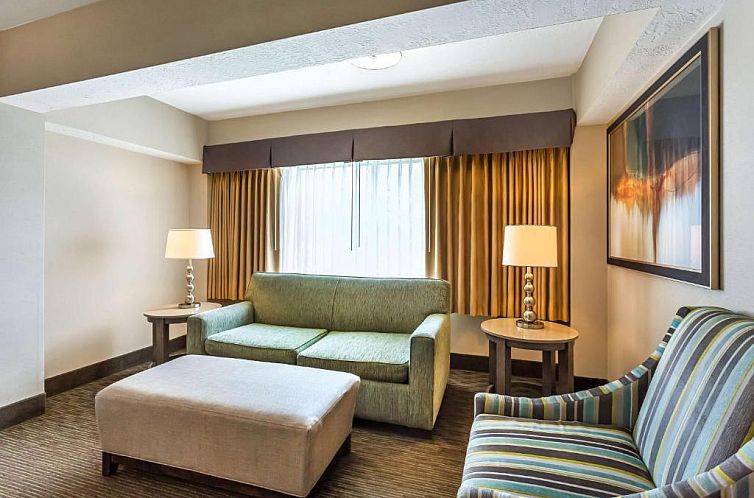 Best Western Plus Cotton Tree Inn