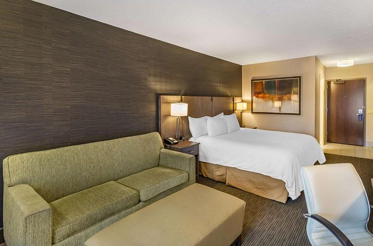 Best Western Plus Cotton Tree Inn