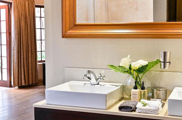 Woodall Country House and Spa