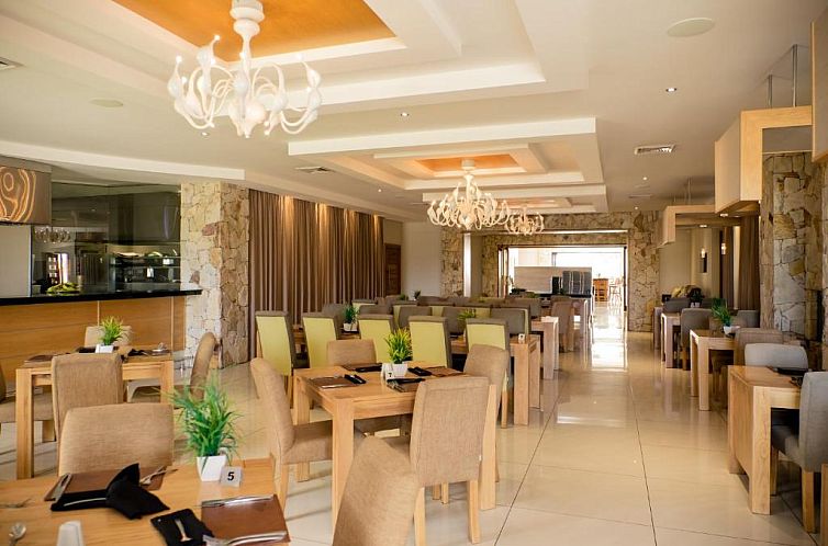 Africanos Country Estate