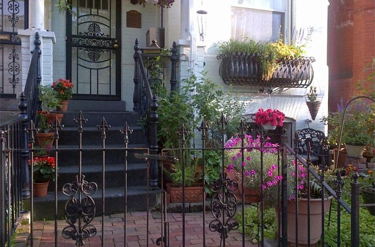 Ledroit Park Renaissance Bed and Breakfast