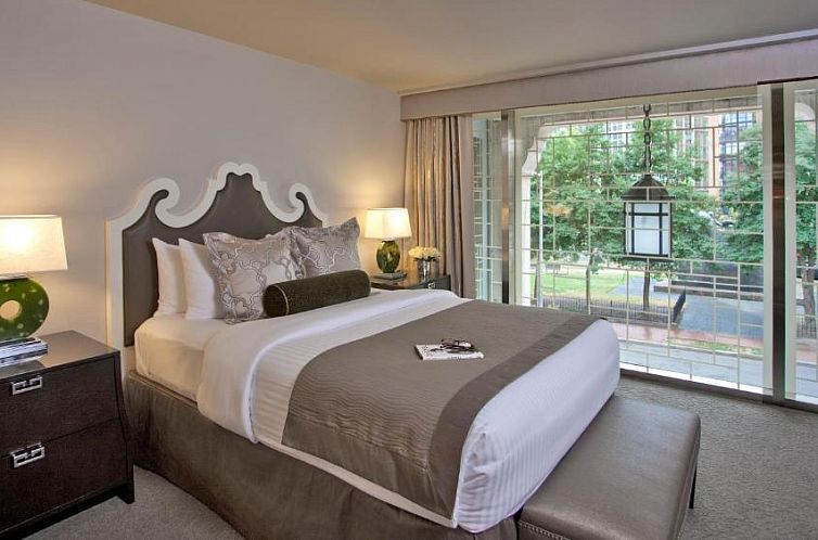 Morrison Clark Inn