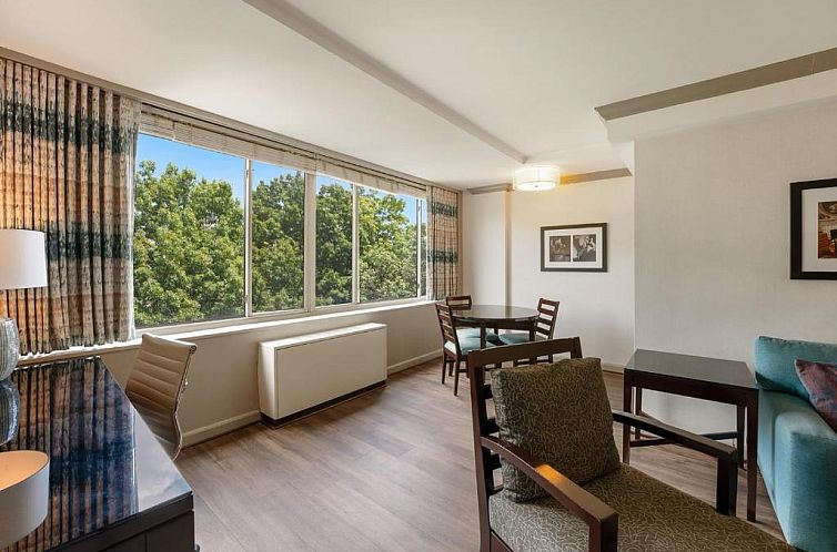 The River Inn-A Modus Hotel