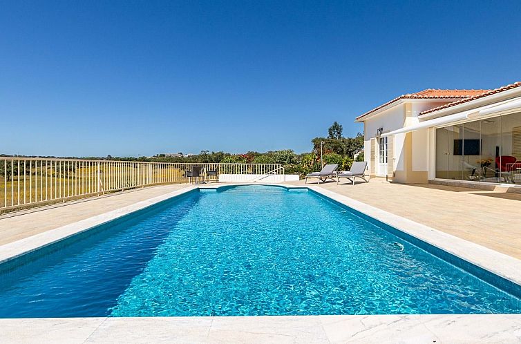 Vrijstaande woning in Ourique