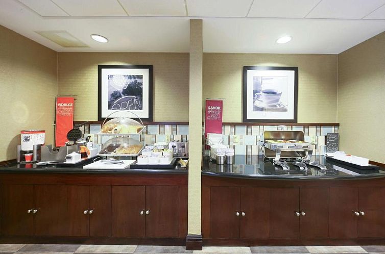 Hampton Inn North Brunswick