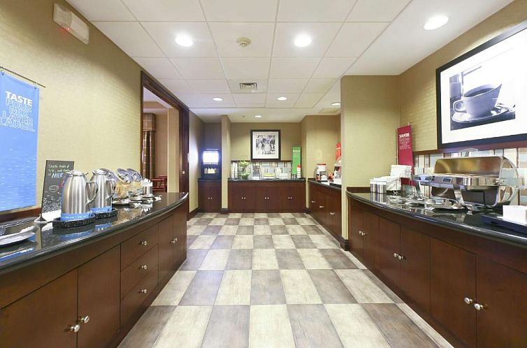 Hampton Inn North Brunswick