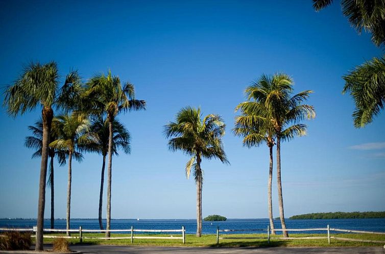 Resort Harbour Properties - Fort Myers / Sanibel Gateway