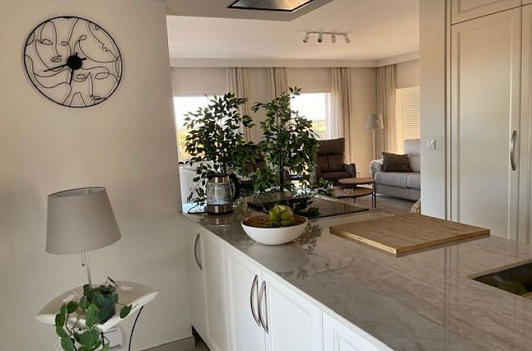 Vrijstaande woning in Serpa