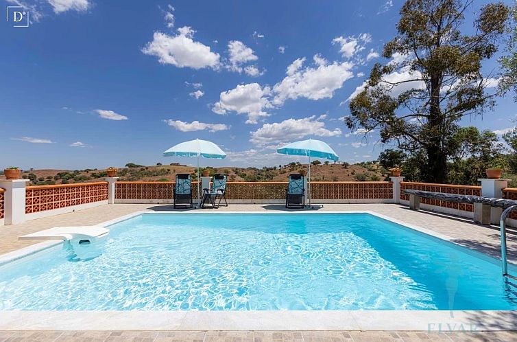 Vrijstaande woning in Serpa