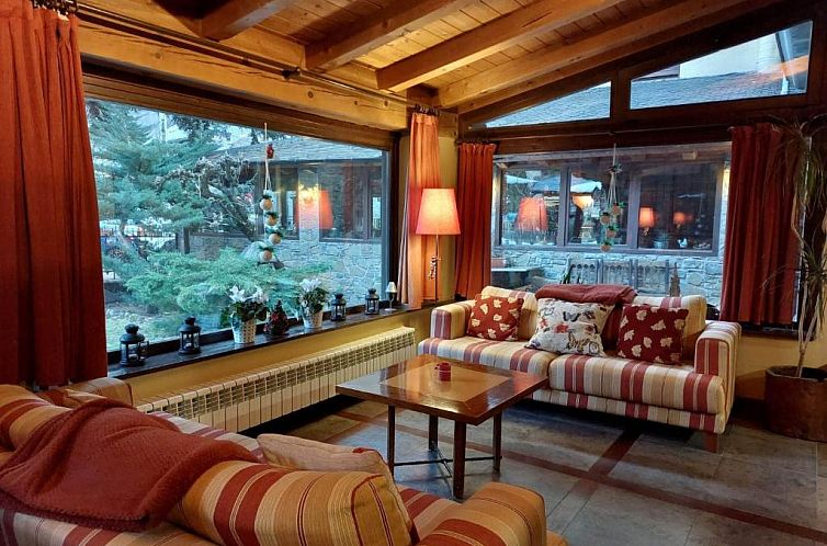 Hotel Saurat