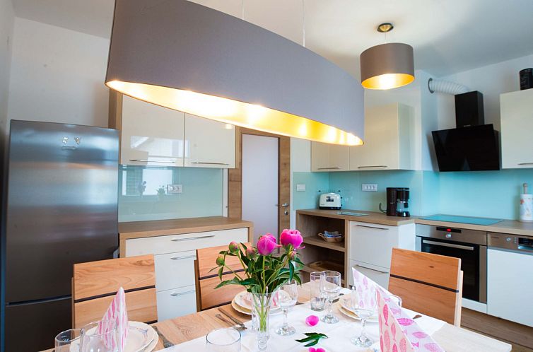 Appartement Tolle Ferienwohnung in Zasip mit Parkplatz