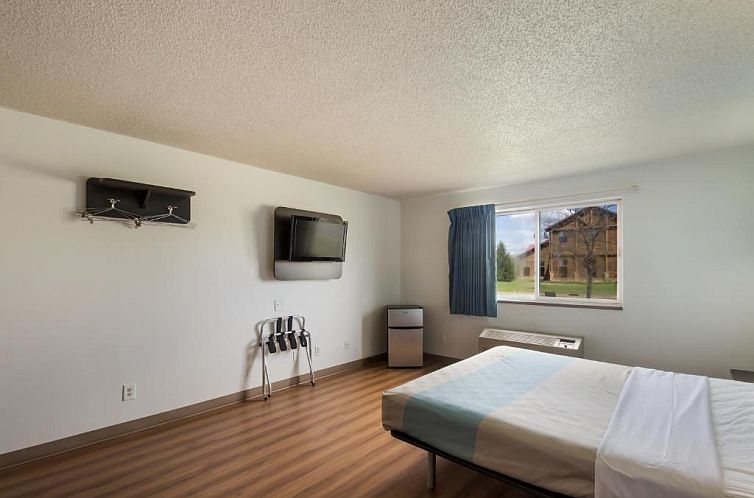 Motel 6-Rothschild, WI