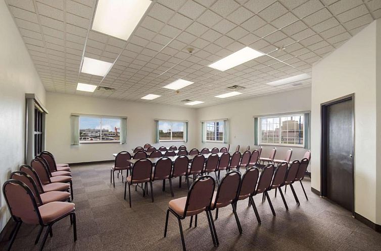 Motel 6-Rothschild, WI