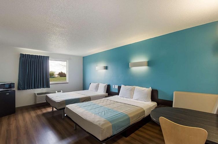 Motel 6-Rothschild, WI