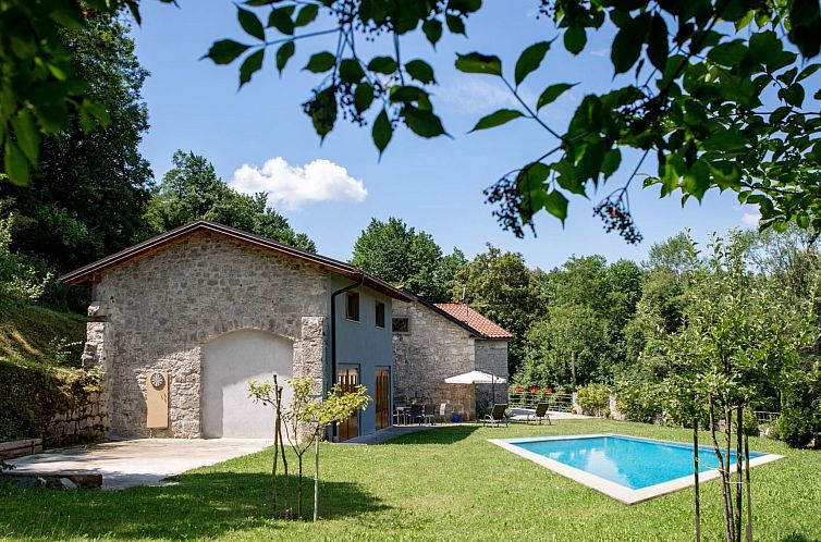 Unterkunft 1363901 - Ferienhaus Westslowenien / Küste - Vakantiehuis Anwesen "Villa Anton" mit eigenem Pool