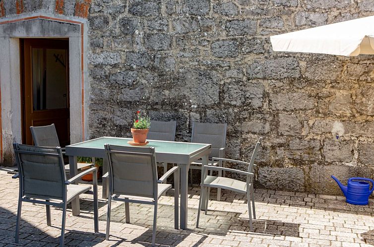 Vakantiehuis Anwesen "Villa Anton" mit eigenem Pool
