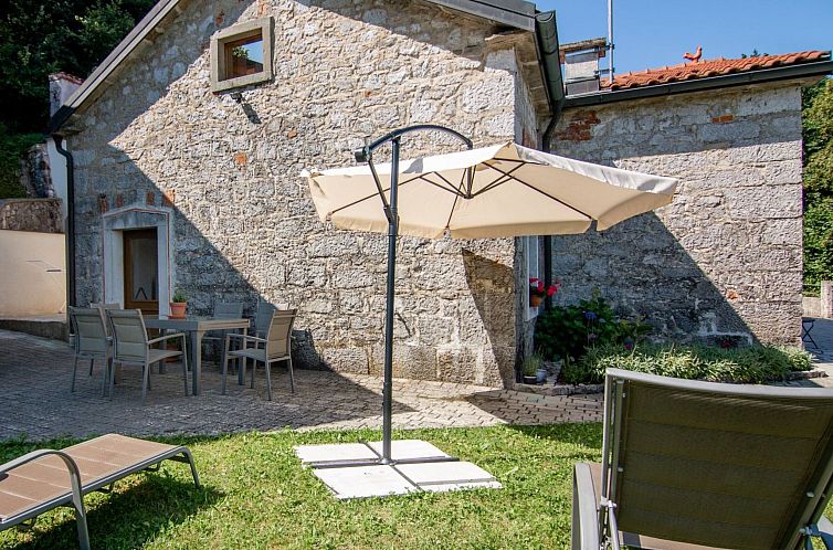 Vakantiehuis Anwesen "Villa Anton" mit eigenem Pool