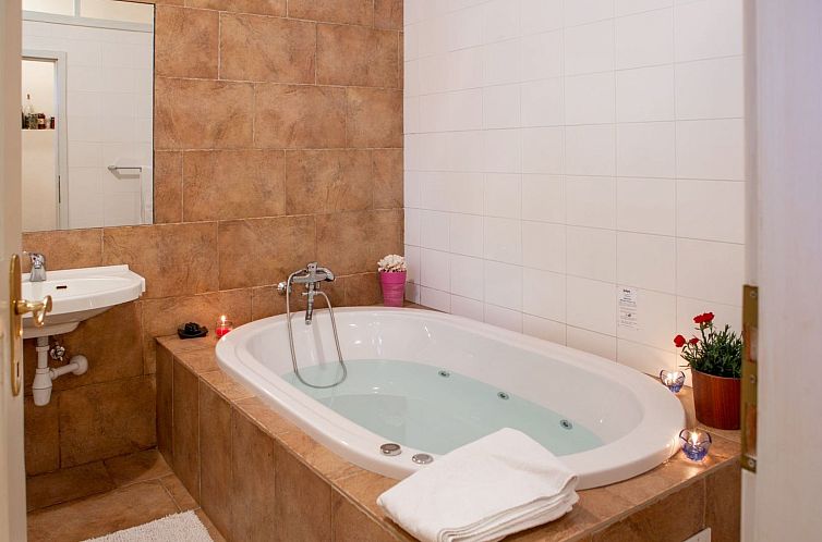 Vakantiehuis Anwesen "Villa Anton" mit eigenem Pool